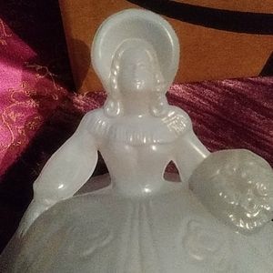 L. E. Smith Antique Lamp Base Southern Belle